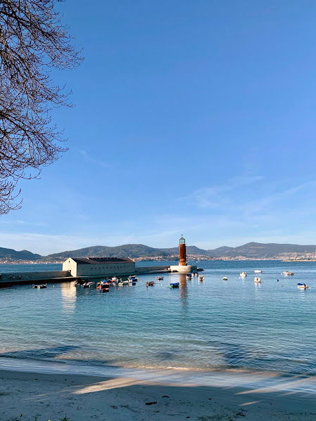 Paseo marítimo de Bouzas junto a la ría de Vigo