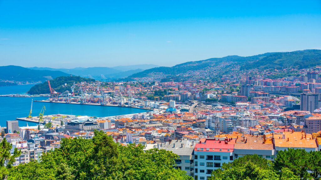 vigo Panorámica de Vigo y su puerto desde O Castro