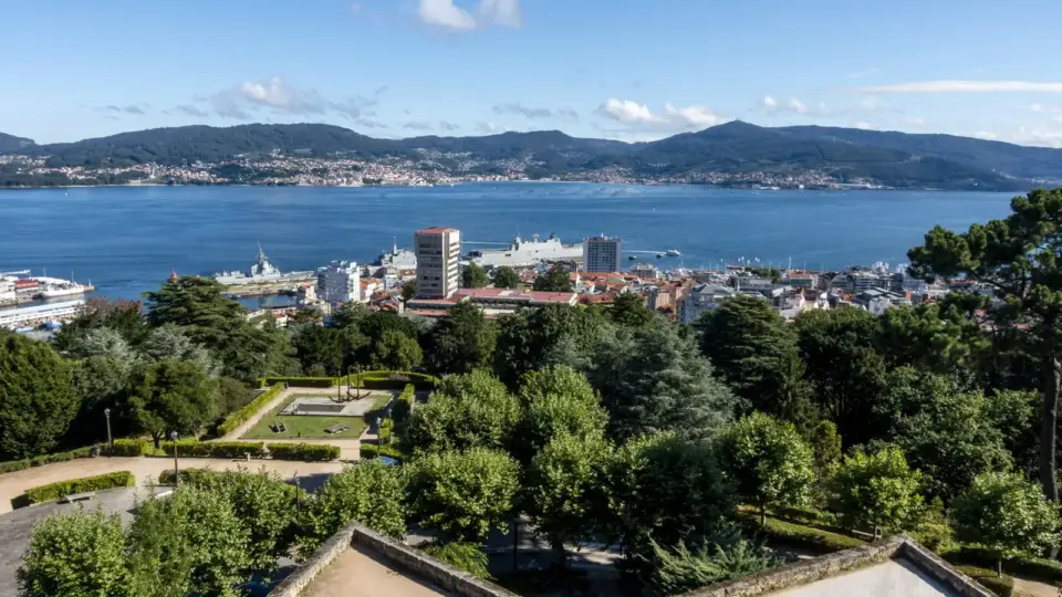 Vistas de Vigo y su ría desde O Castro